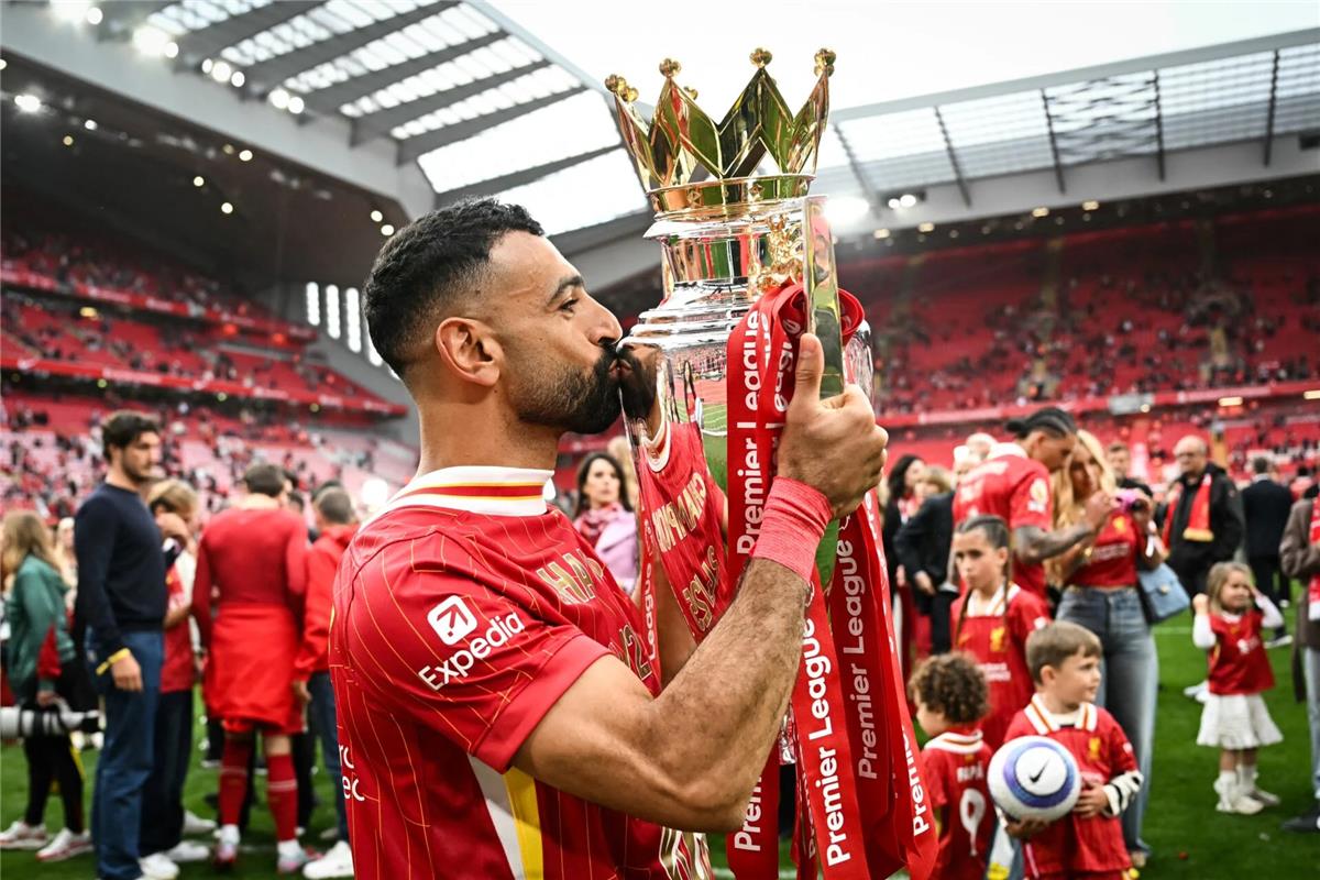 محمد صلاح يتلقى صدمة قوية بعد إعلان رحيله عن ليفربول